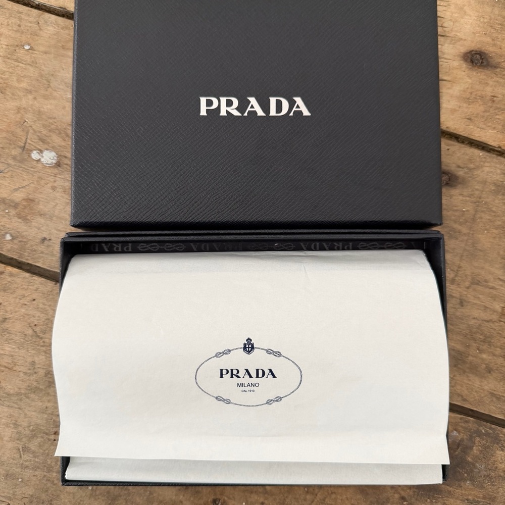 Prada Large Saffiano Leather Wallet in Tan / Powdered Pink - Picture 9 of 12